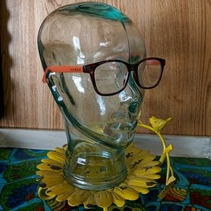 Isaac Mizrahi reading glasses